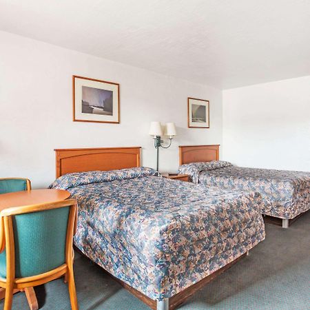 Americas Best Value Inn וונדובר מראה חיצוני תמונה