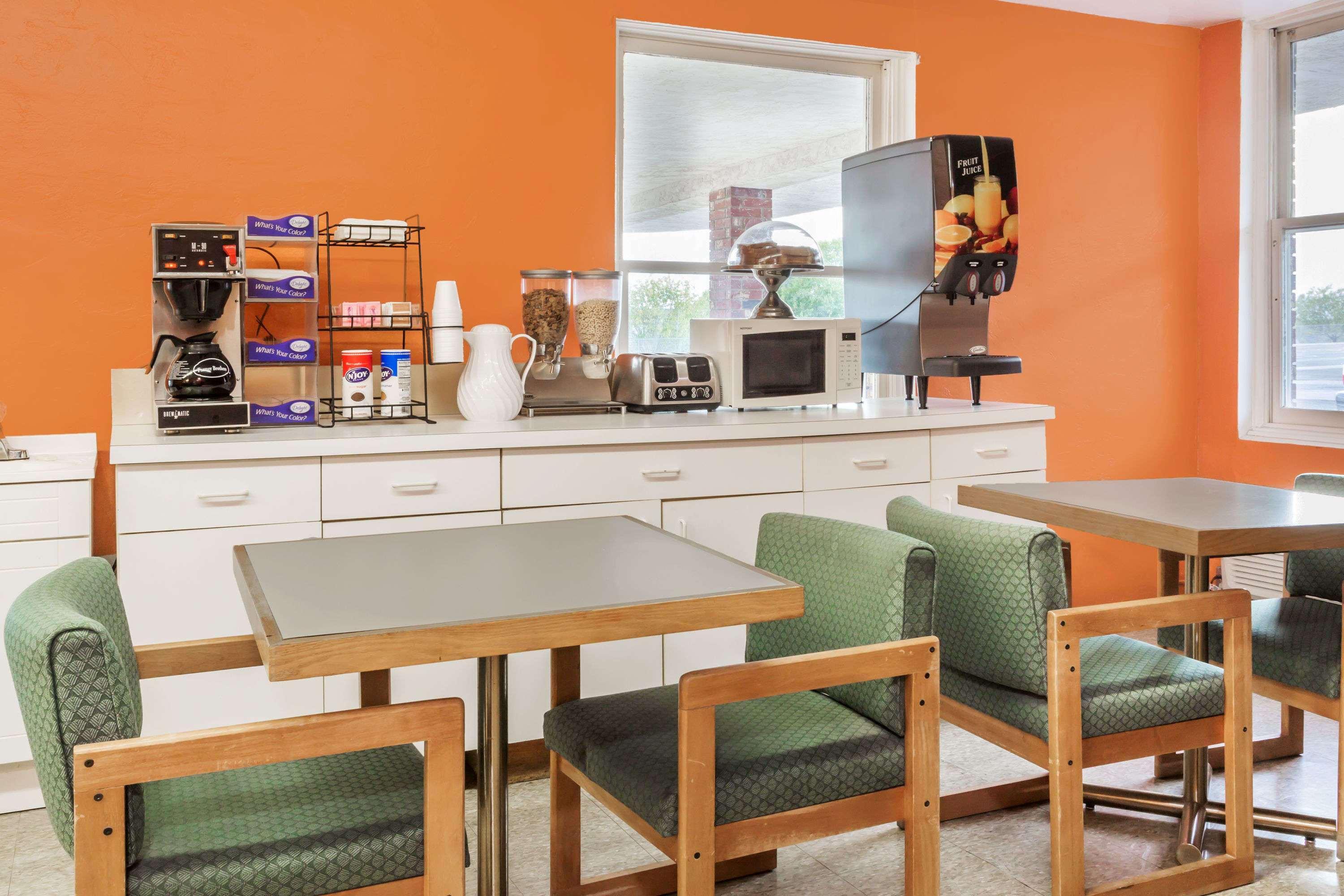 Americas Best Value Inn וונדובר מראה חיצוני תמונה